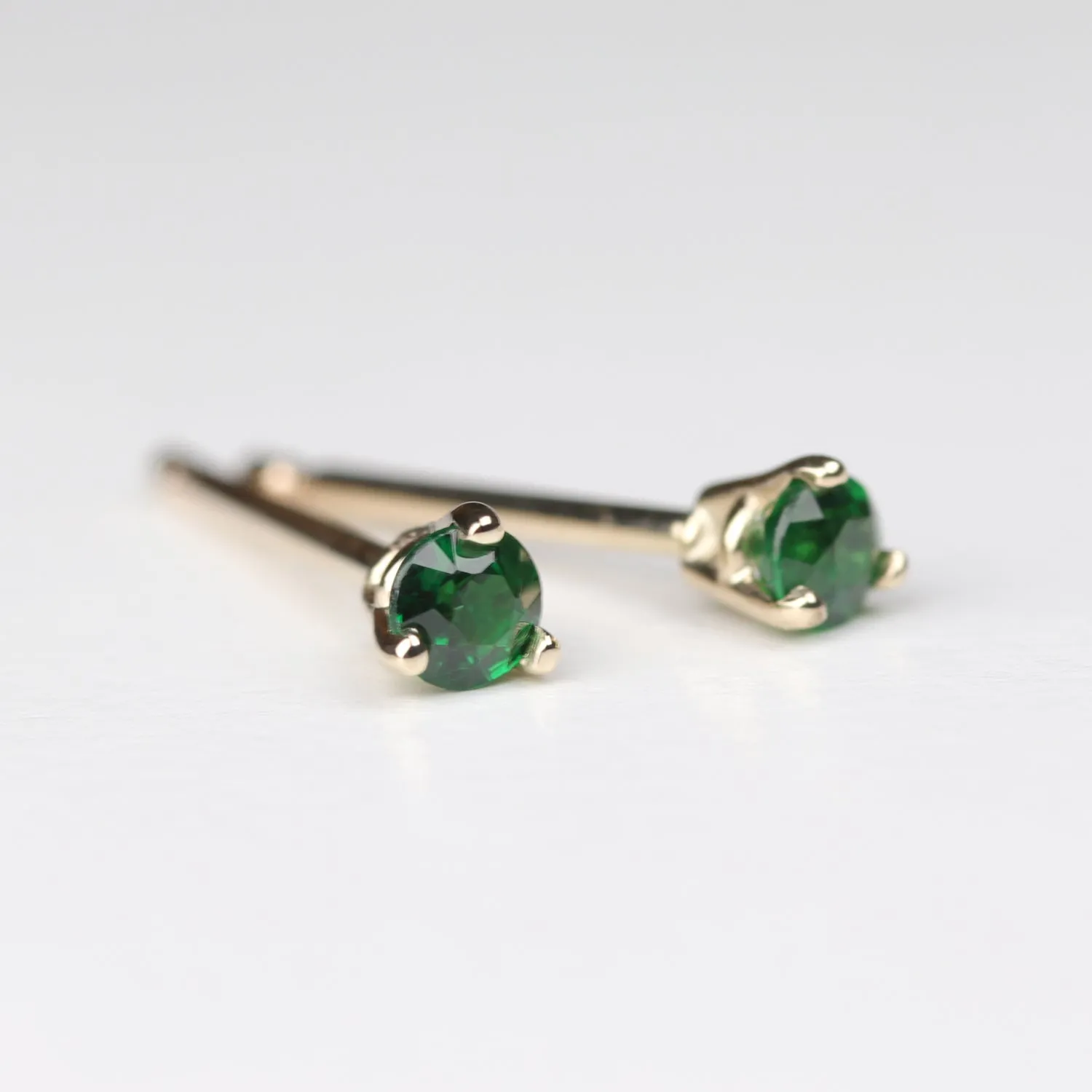 . 2.5mm Tsavorite Garnet Stud Earrings