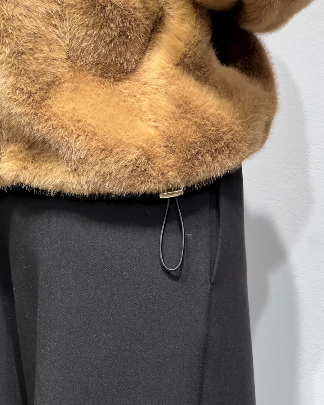 -GIUBBOTTO BOMBER IN PELLICCIA SINTETICA – DIXIE