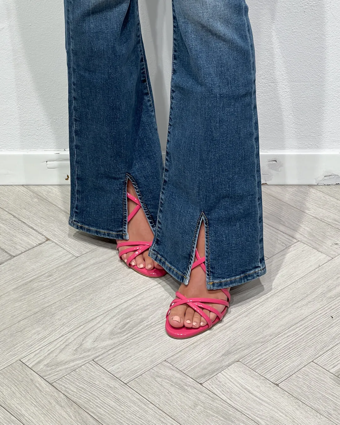 -JEANS FLARE CON SPACCHI – GISELE – VICOLO