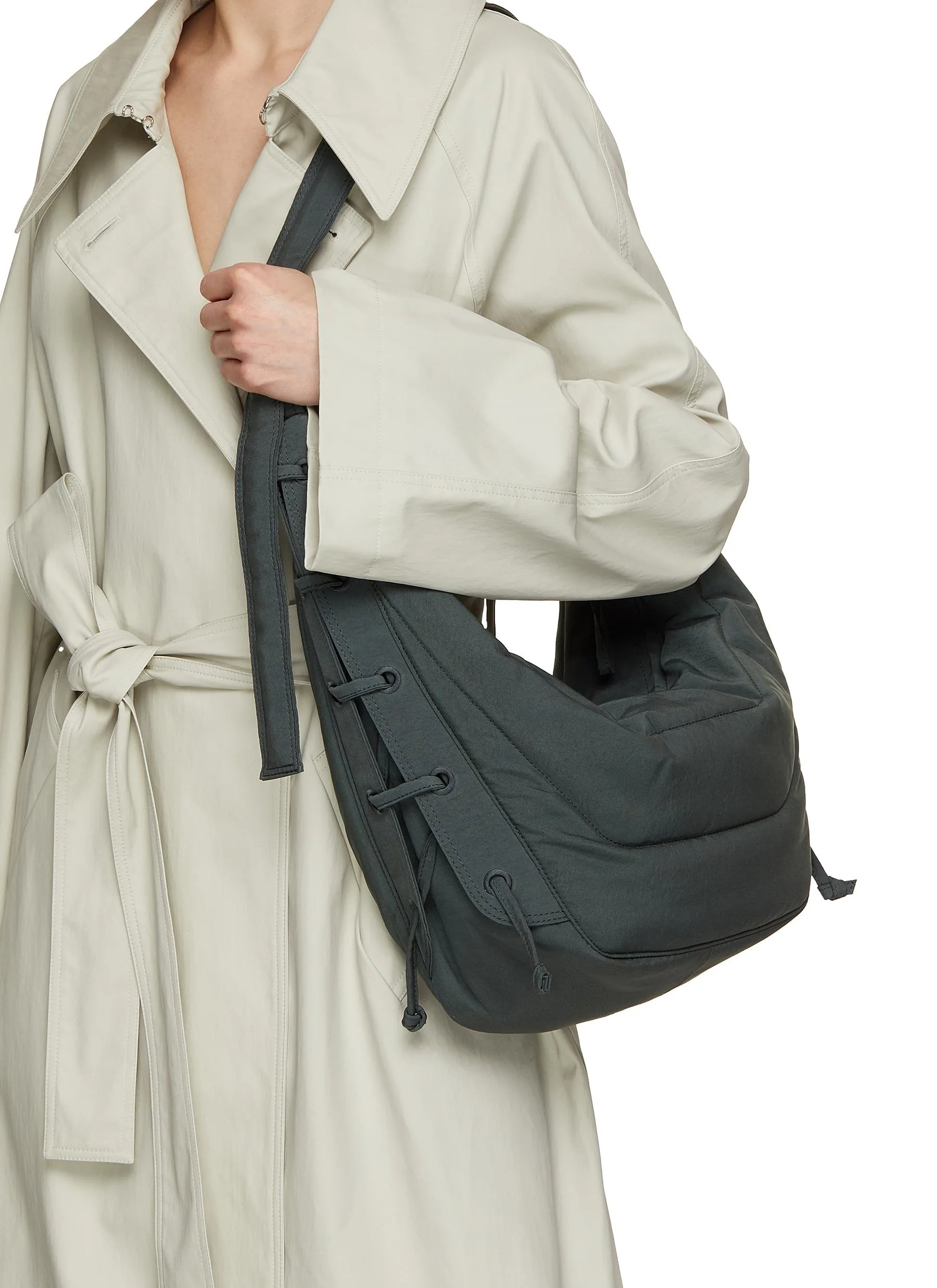 -----------LEMAIRE  ---- ------------ ----Medium Soft Game Canvas Shoulder Bag --