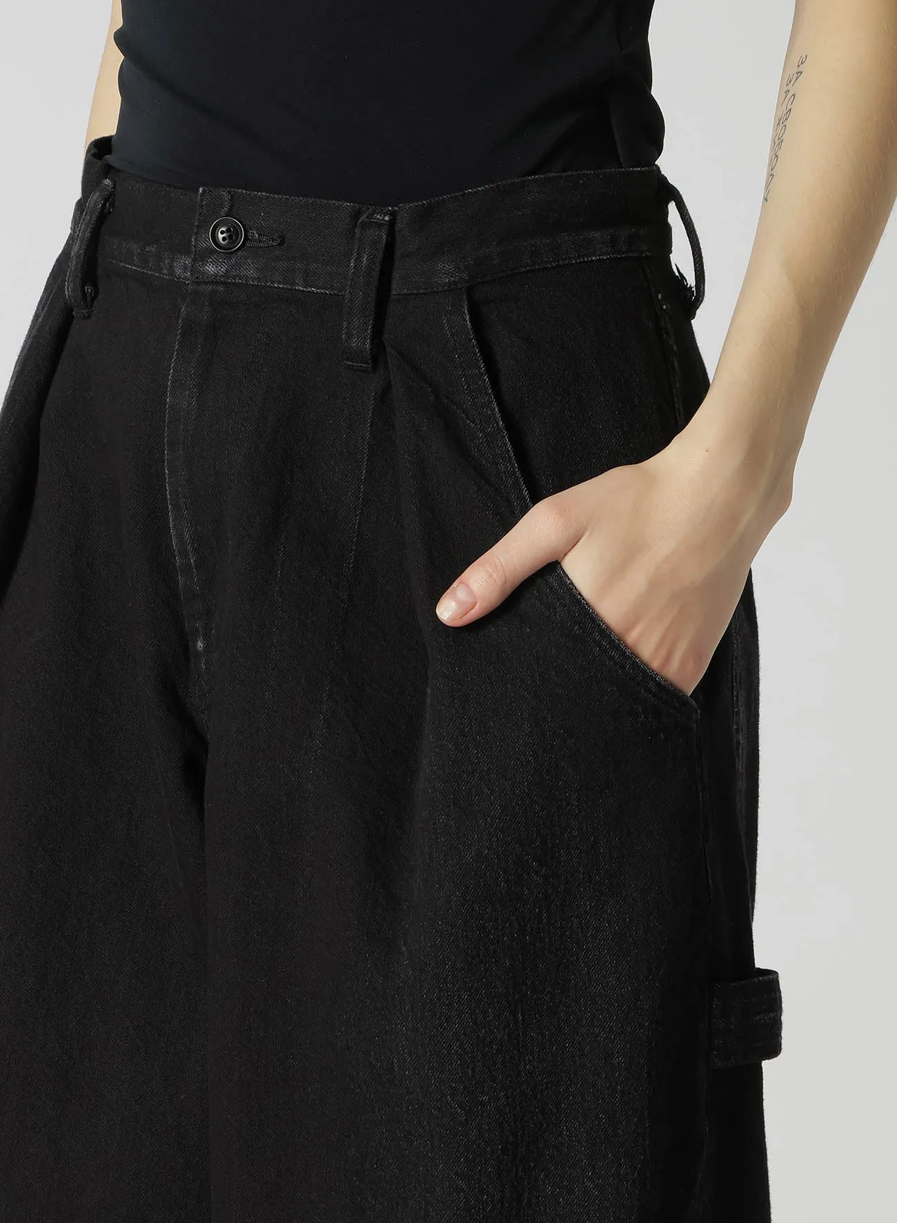 10OZ DENIM SINGLE-PLEATED WIDE LEG PANTS