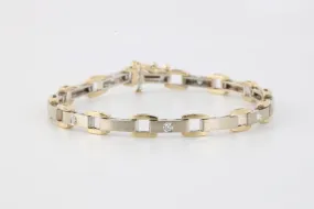 14 14k Two-Tone Gold 0.35tcw Diamond Bracelet (14.03g.)