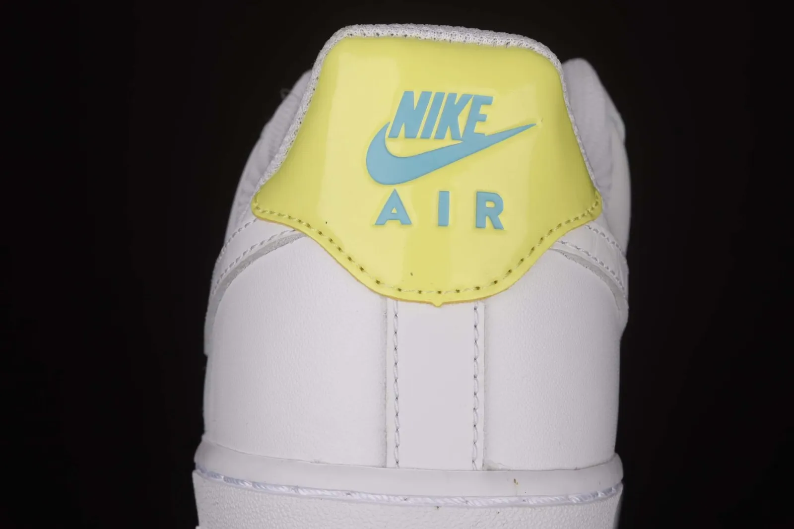 2021 Nike Air Force 1 07 Low White Light Blue AA7687-400