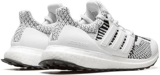 Adidas Ultraboost 5.0 DNA sneakers White