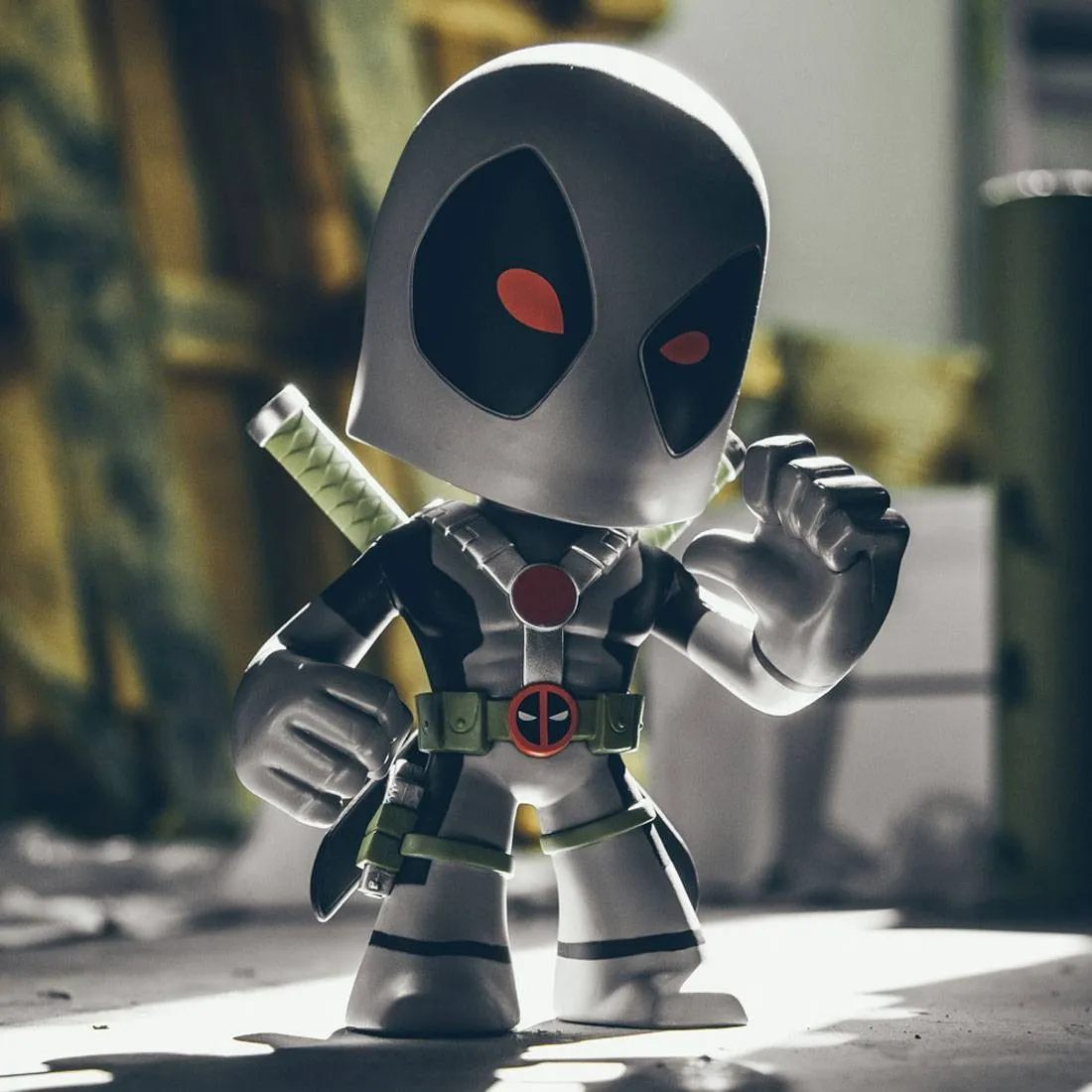 BAIT WonderCon Exclusive x Funko Marvel Deadpool Super Deluxe 9 Inch Vinyl Figure - X-Force (gray / red)