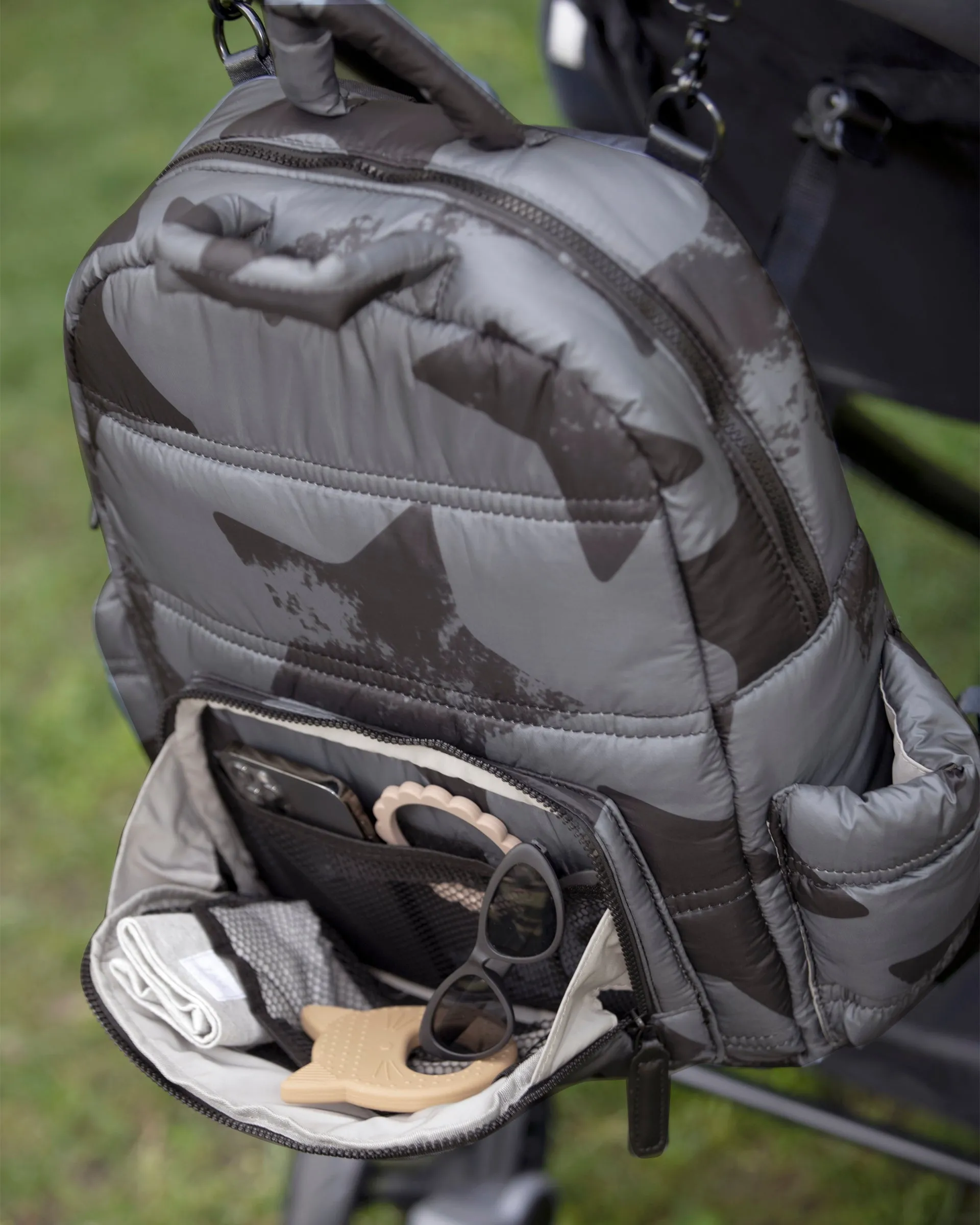 BK718 Backpack - Prints | Stella Grand
