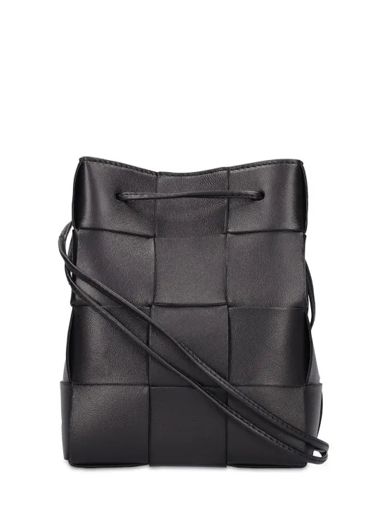 Bottega Veneta   Small Cassette leather bucket bag 