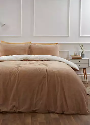 Brentfords Teddy Fleece Reversible Latte & Cream Duvet Cover & Pillowcase Set | Kaleidoscope