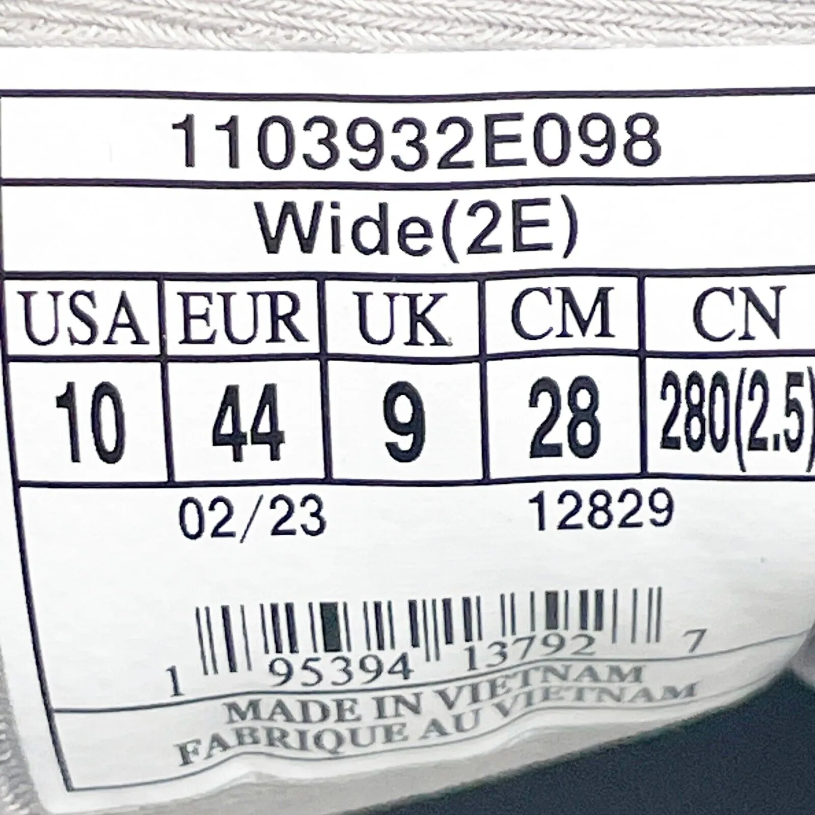 Brooks Mens Ghost 15 1103932E098 Gray Running Shoes Sneakers Size 10 2E