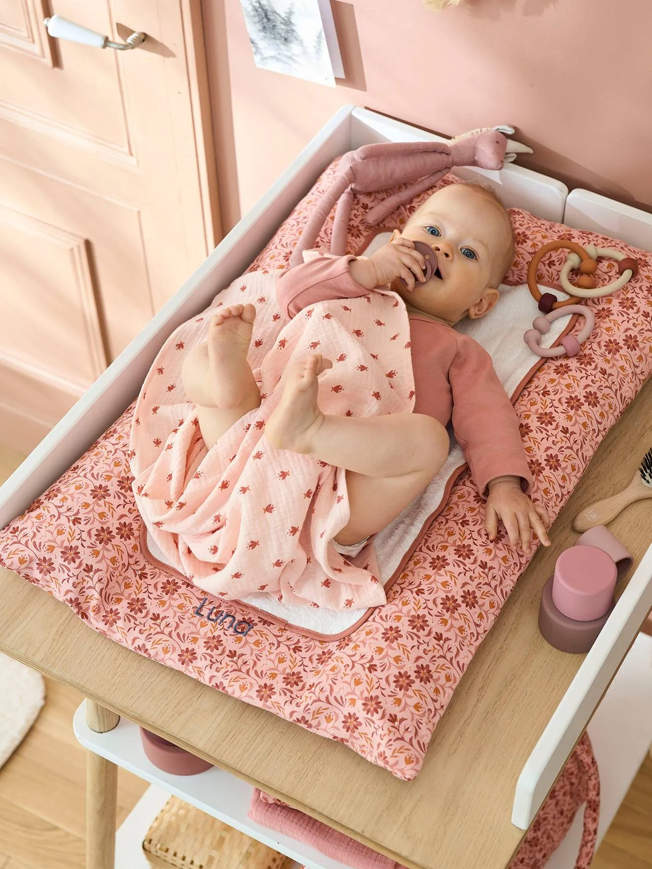 Changing Mattress, Happy Bohème - pink medium all over printed