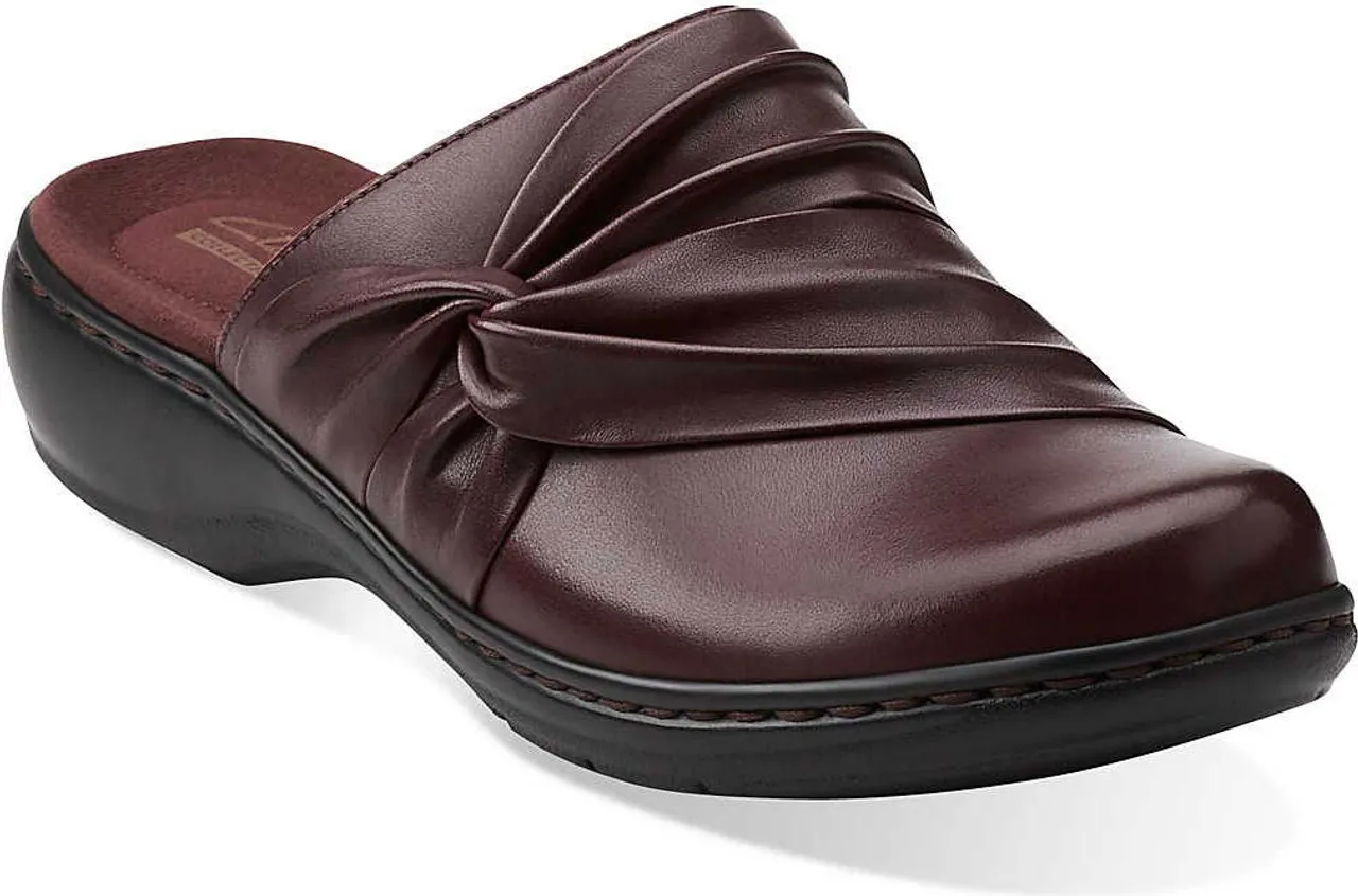 Clarks Women's Leisa Deina (Available in Multiple Colors)