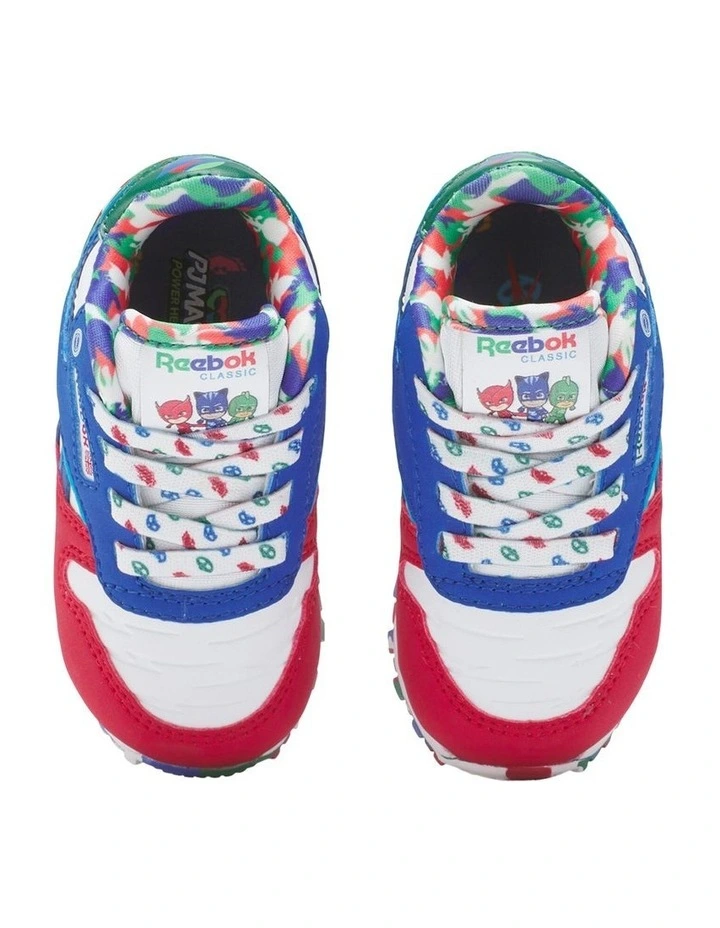Classic Leather Step N Flash Sneakers in White