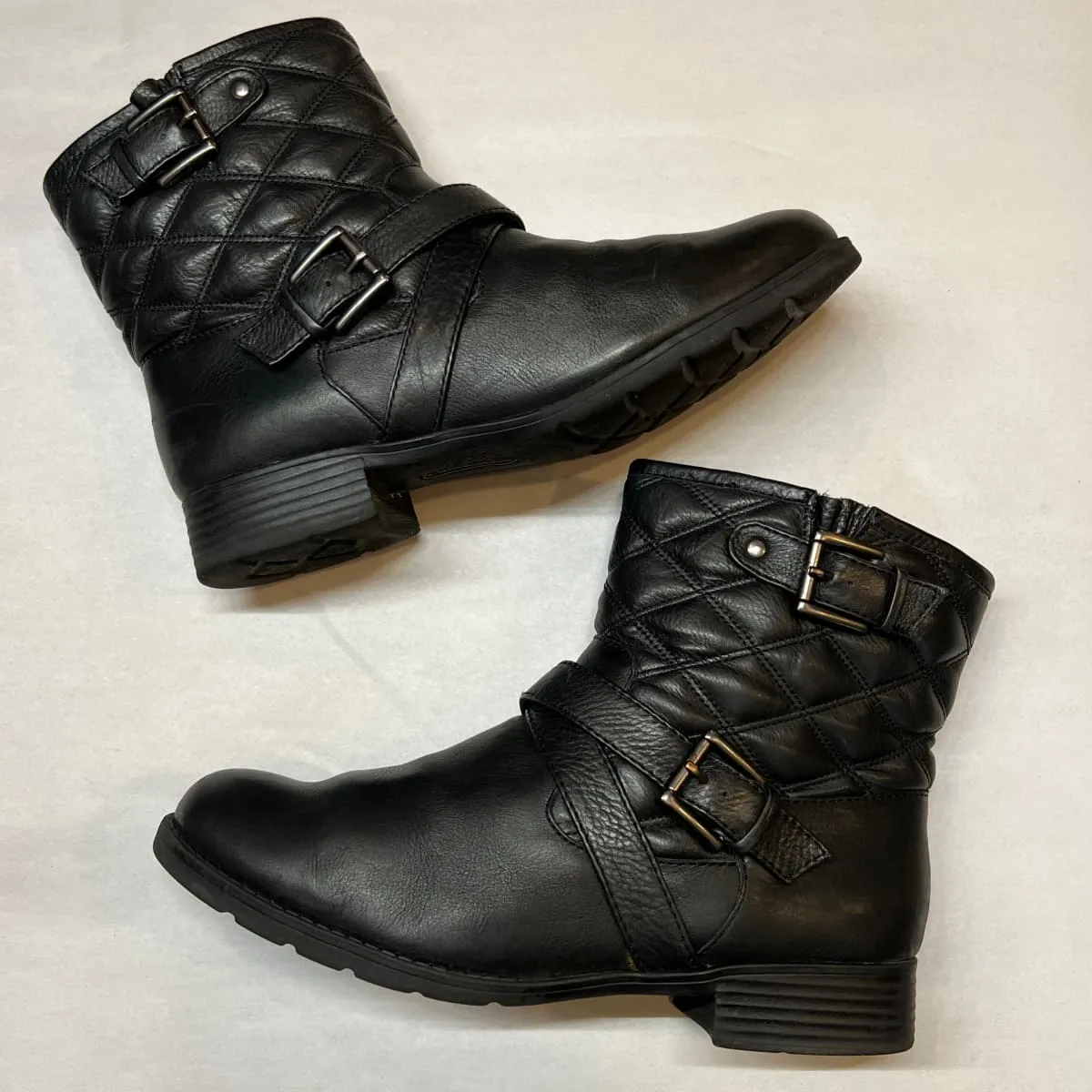 COMFORTIVA Women's Vesty Engineer Boot- Black leather - Size 11M