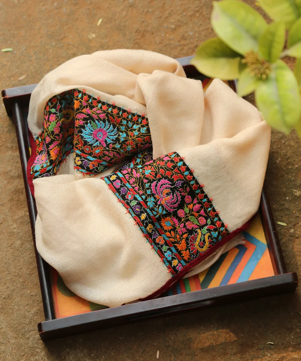 Cream Handwoven Pure Pashmina Stole With Hand Appliqued Kashidakari Border