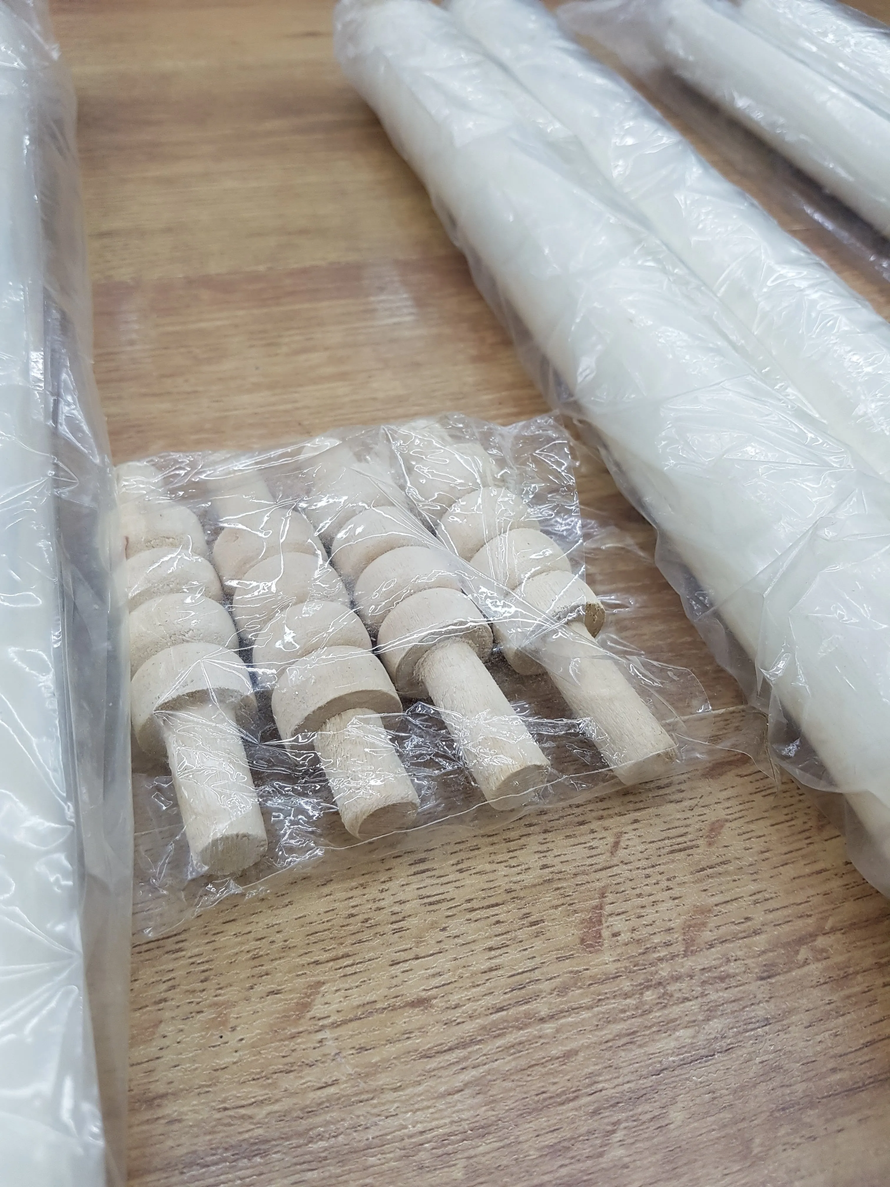 Cricket Stumps & Bails Set - Wooden Outdoor -
