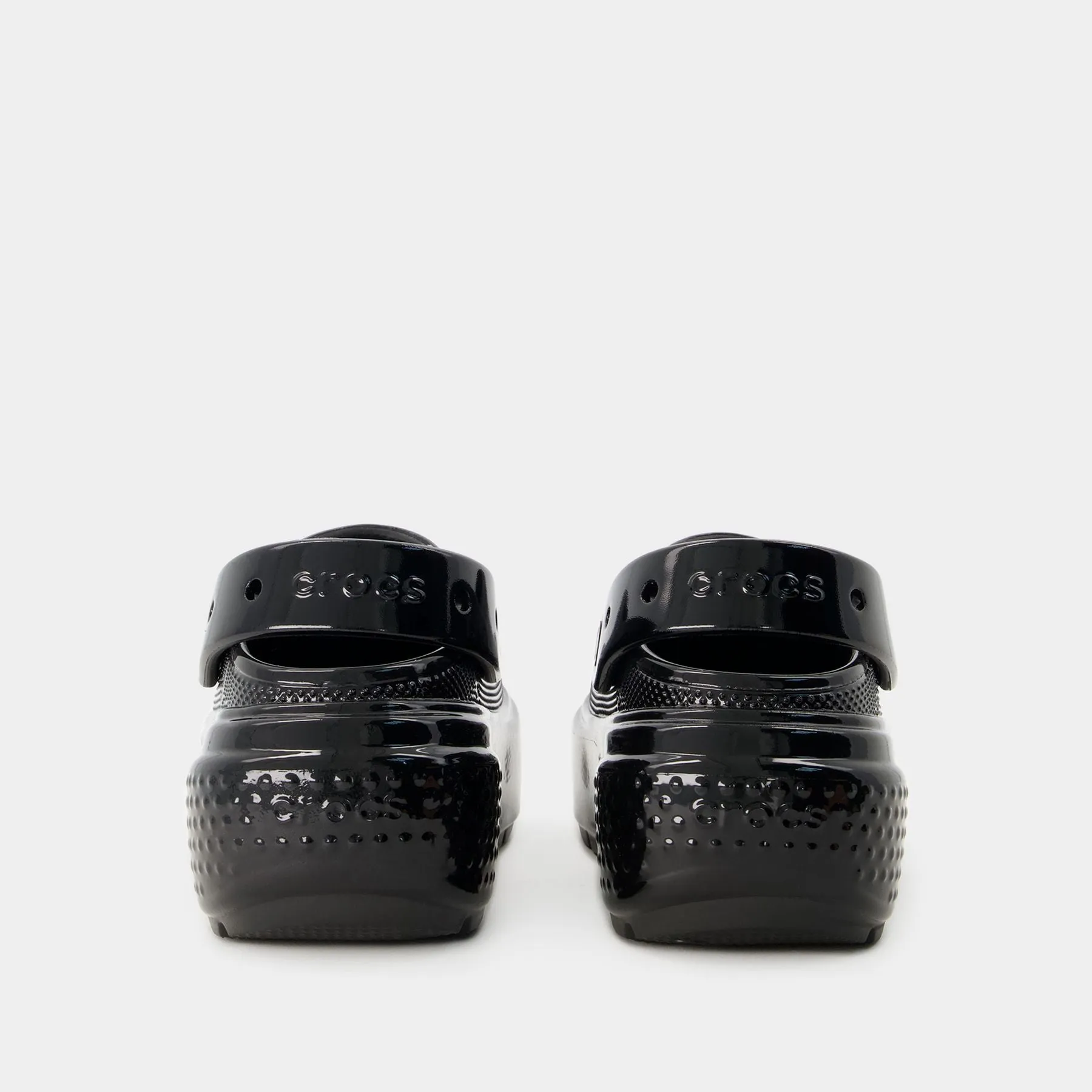 Crocs  Stomp High Shine Sandals - Crocs - Thermoplastic - Black