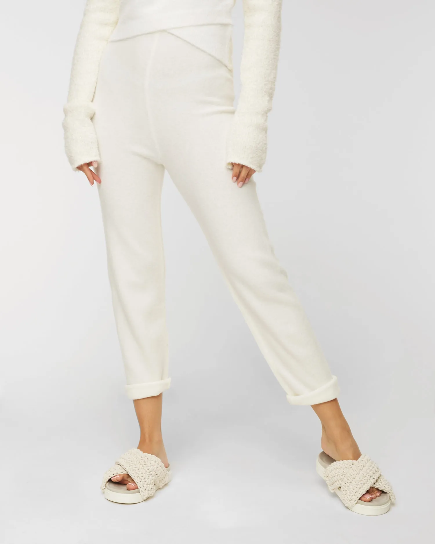 DEHA HYPE trousers D73417-18001
