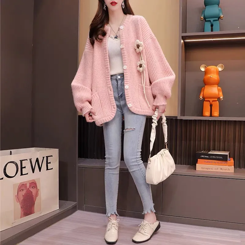 Designed sweater cardigan for women 2023 new autumn and winter style, age-reducing, loose, lazy style, thickened knitted jacket