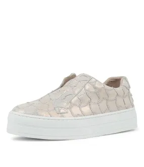 DJANGO & JULIETTE Shia Nude Frill Leather Sneakers