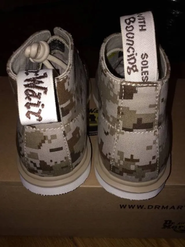 Dr. martens nixon desert camo boot men 8 new.supreme.nike.ds
