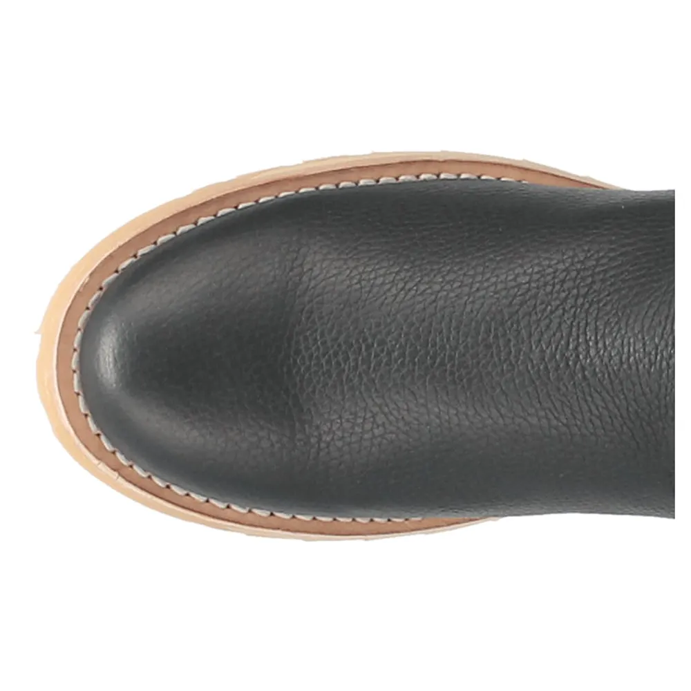 Dust Bowl Embroidered Round Toe Cowboy Boots