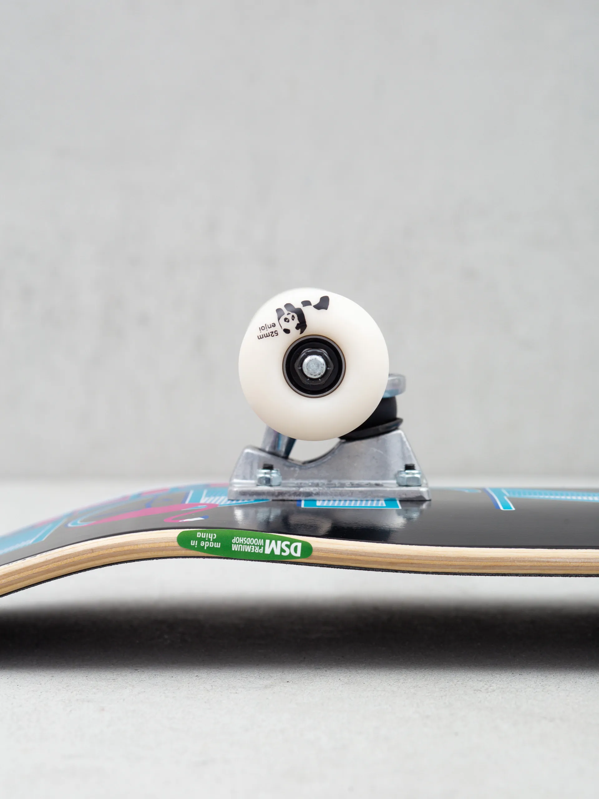 Enjoi Panda Vice Skateboard (black)