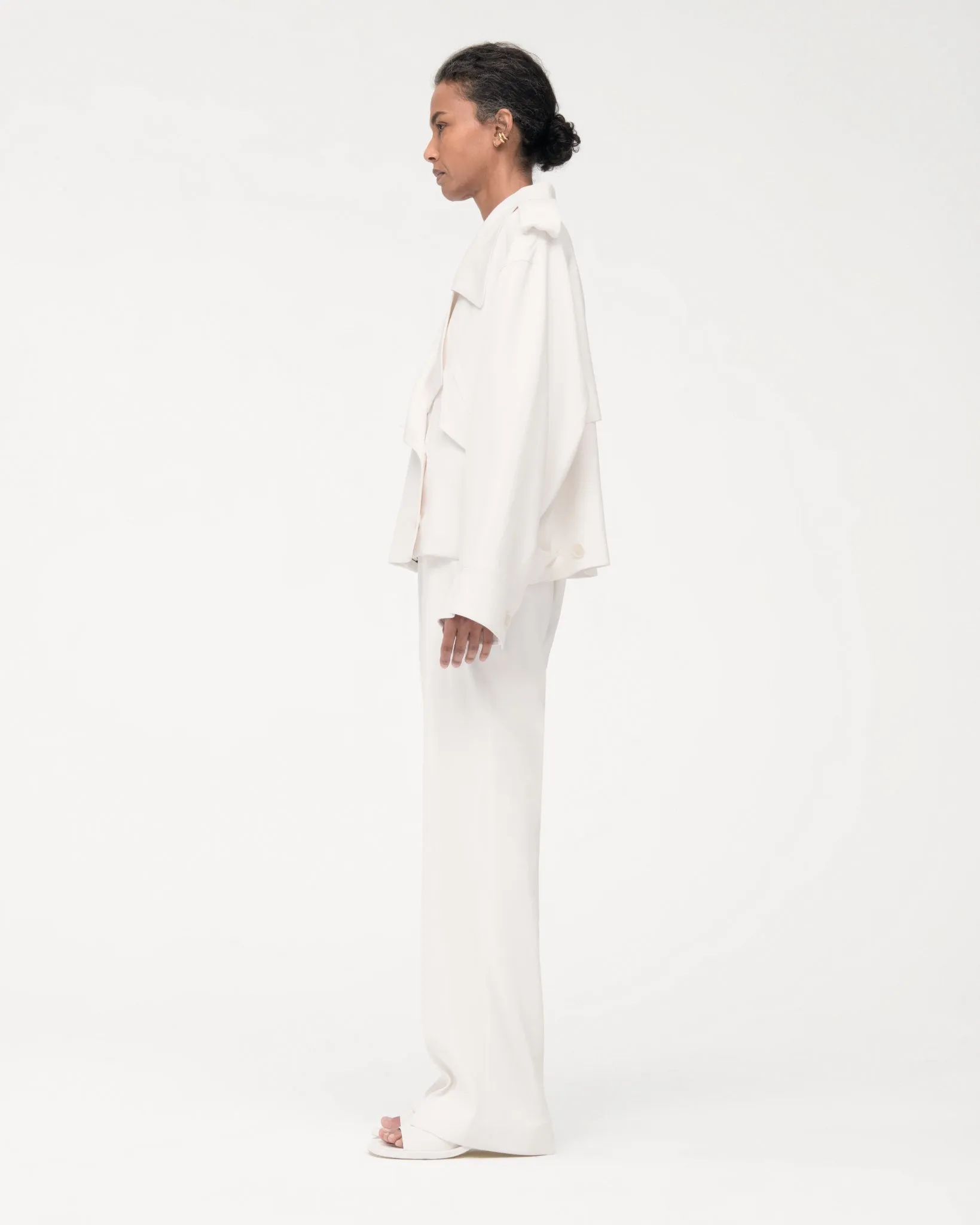 Fluid Cropped Trench
