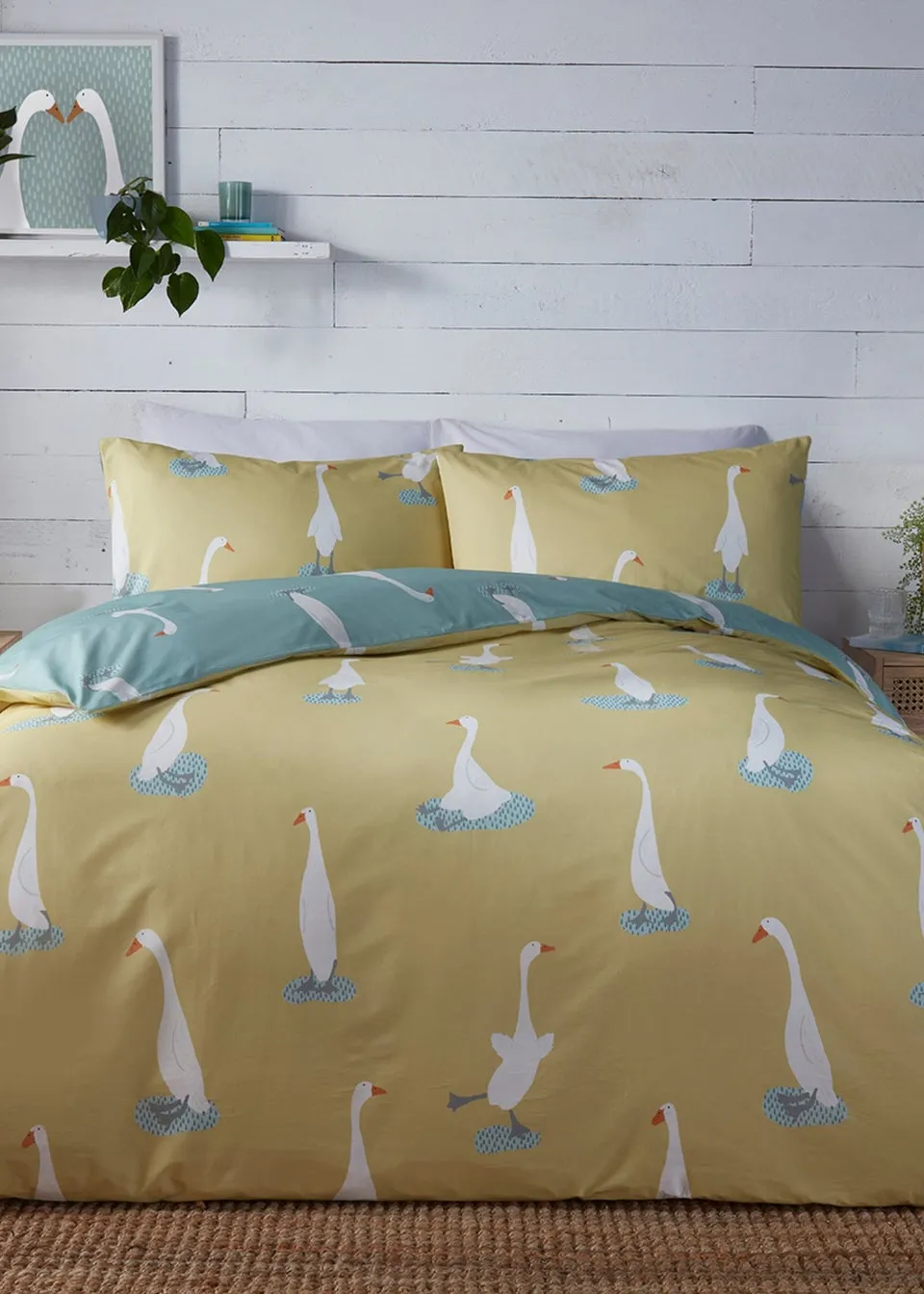 Fusion Puddles The Duck Reversible Yellow Duvet Cover Set