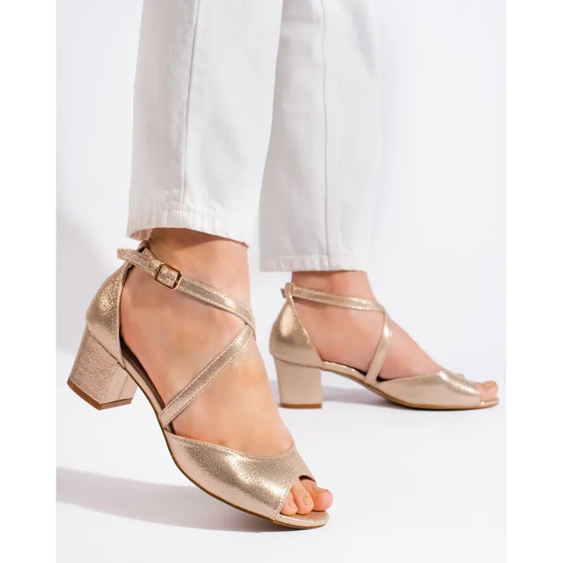 Goodin Women's gold low-heeled sandals golden