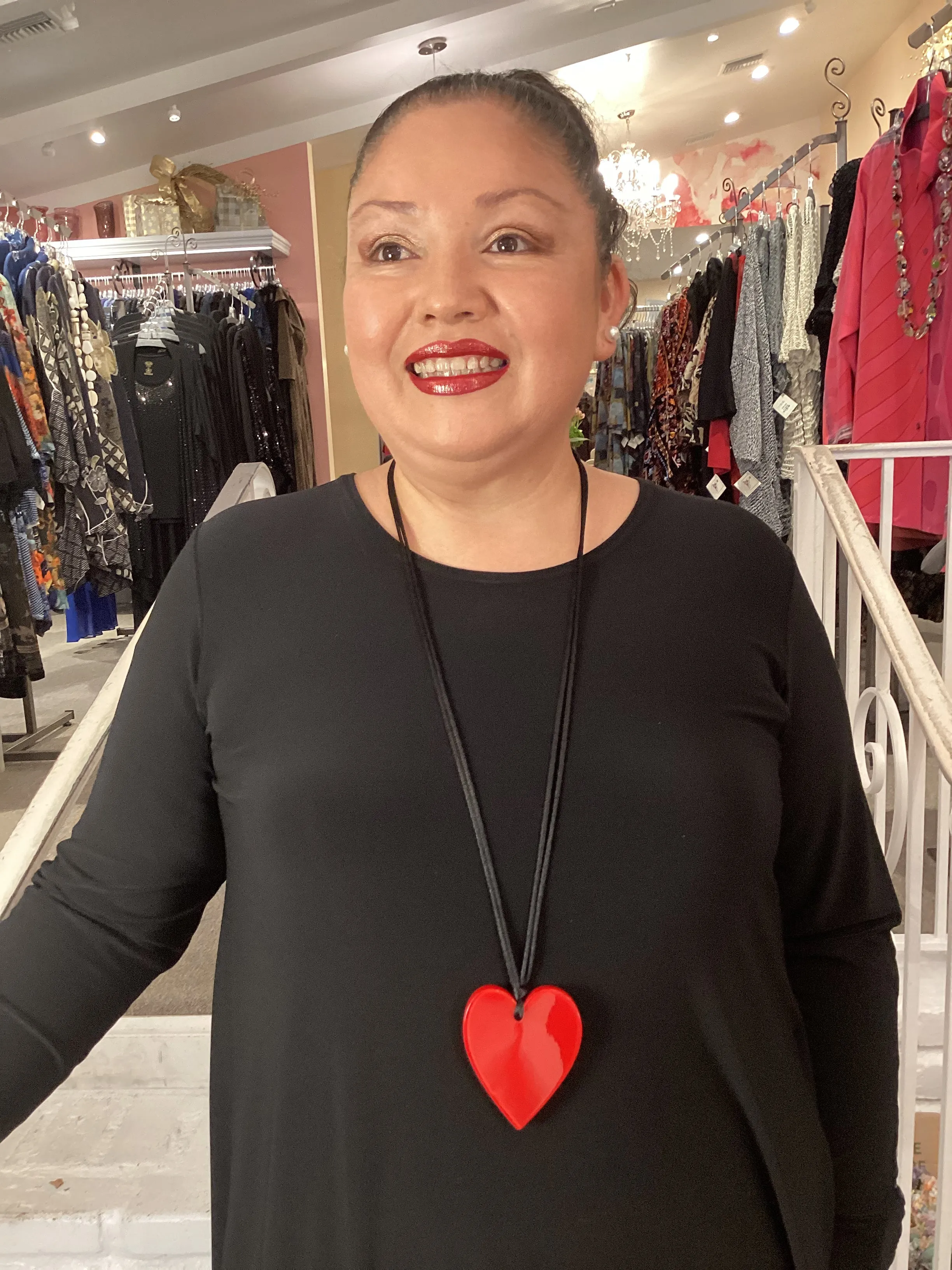 HEART PENDANT - RED