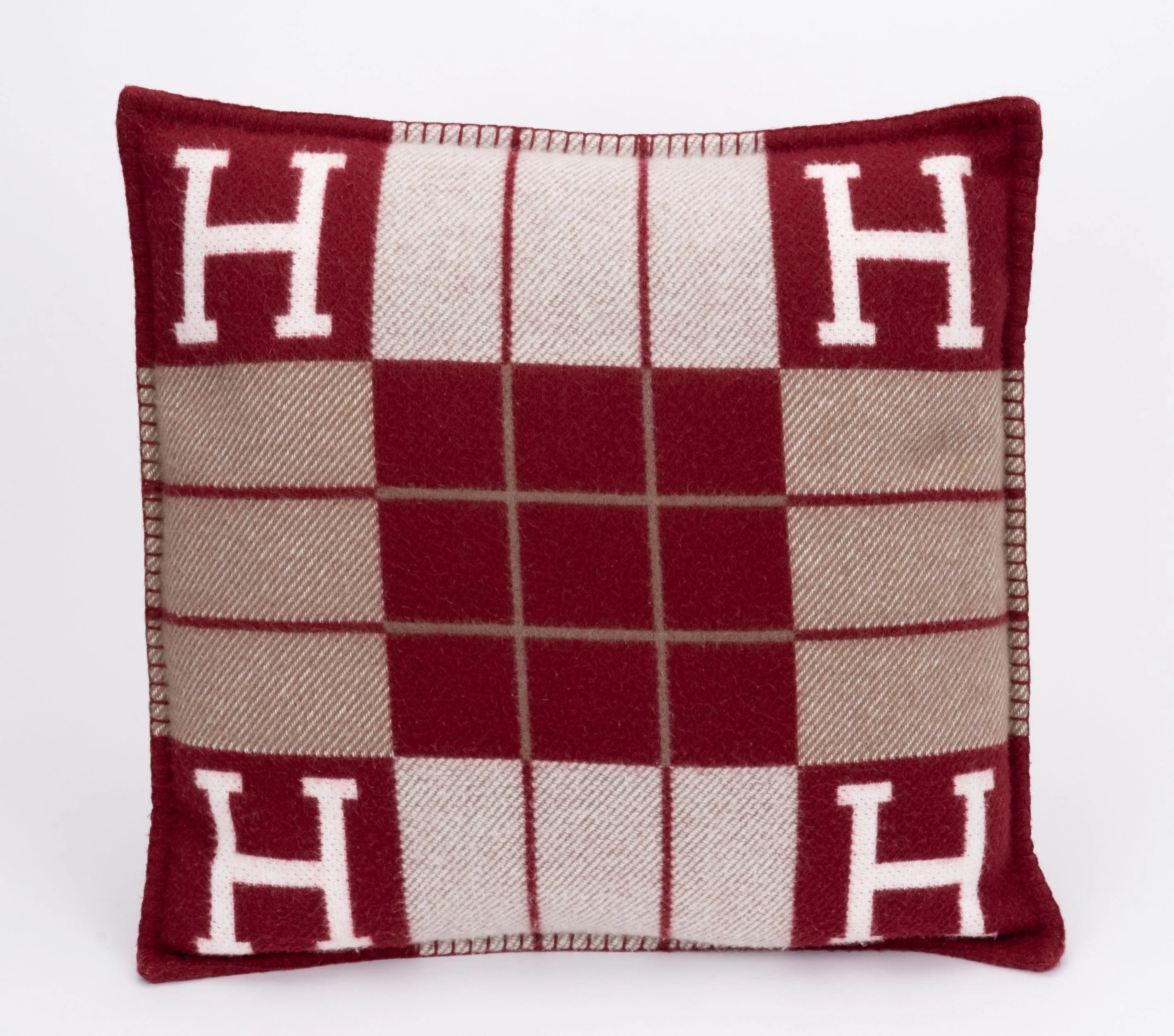 Hermès New Large Avalon Burgundy Pillow