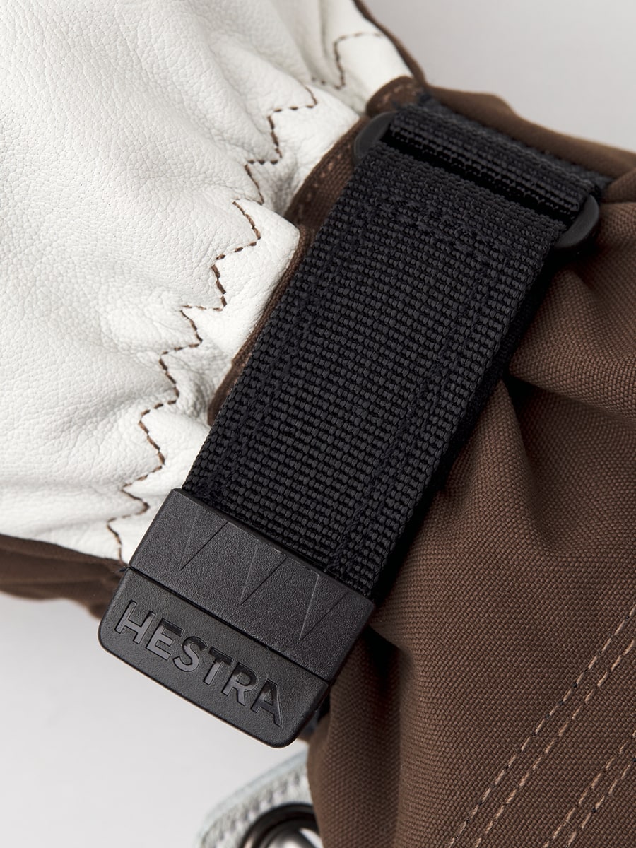 Hestra Army Leather Heli Ski Mitt Espresso | Buy Hestra Army Leather Heli Ski Mitt Espresso here | Outnorth