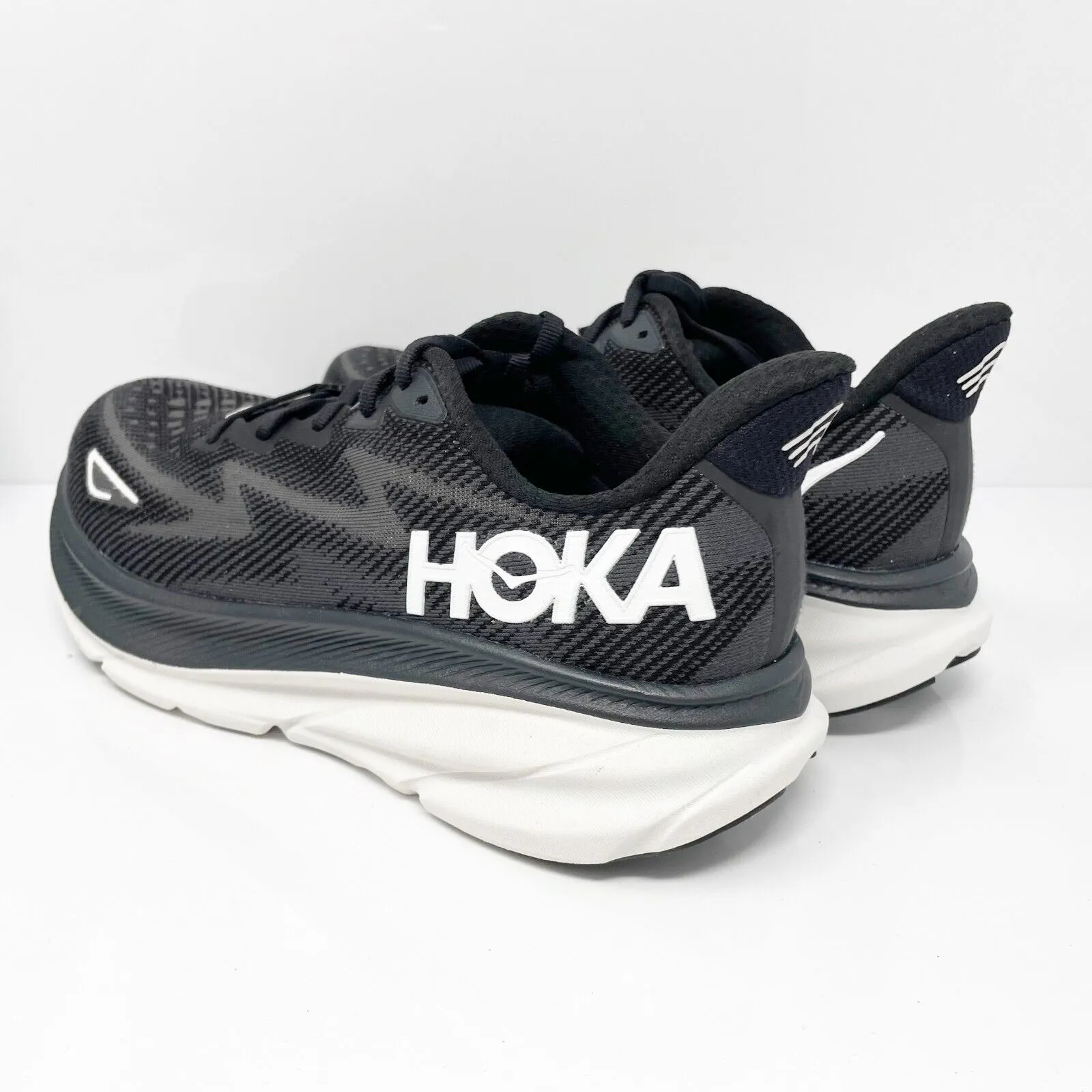 Hoka One One Womens Clifton 9 1132211 BWHT Black Running Shoes Sneakers Size 10D