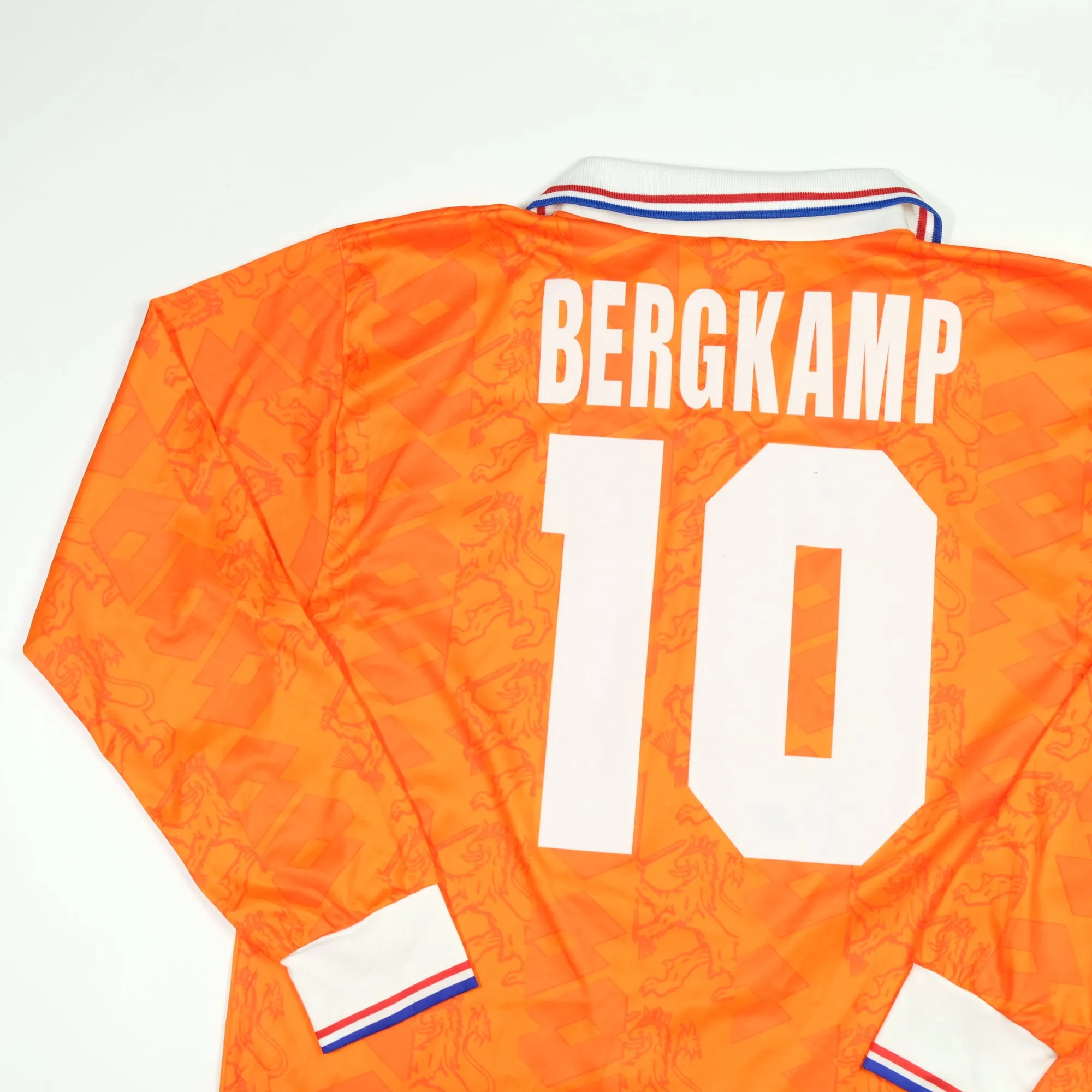 Holland/Netherlands Bergkamp 1994/1995 Original Home Football Shirt Lotto Large