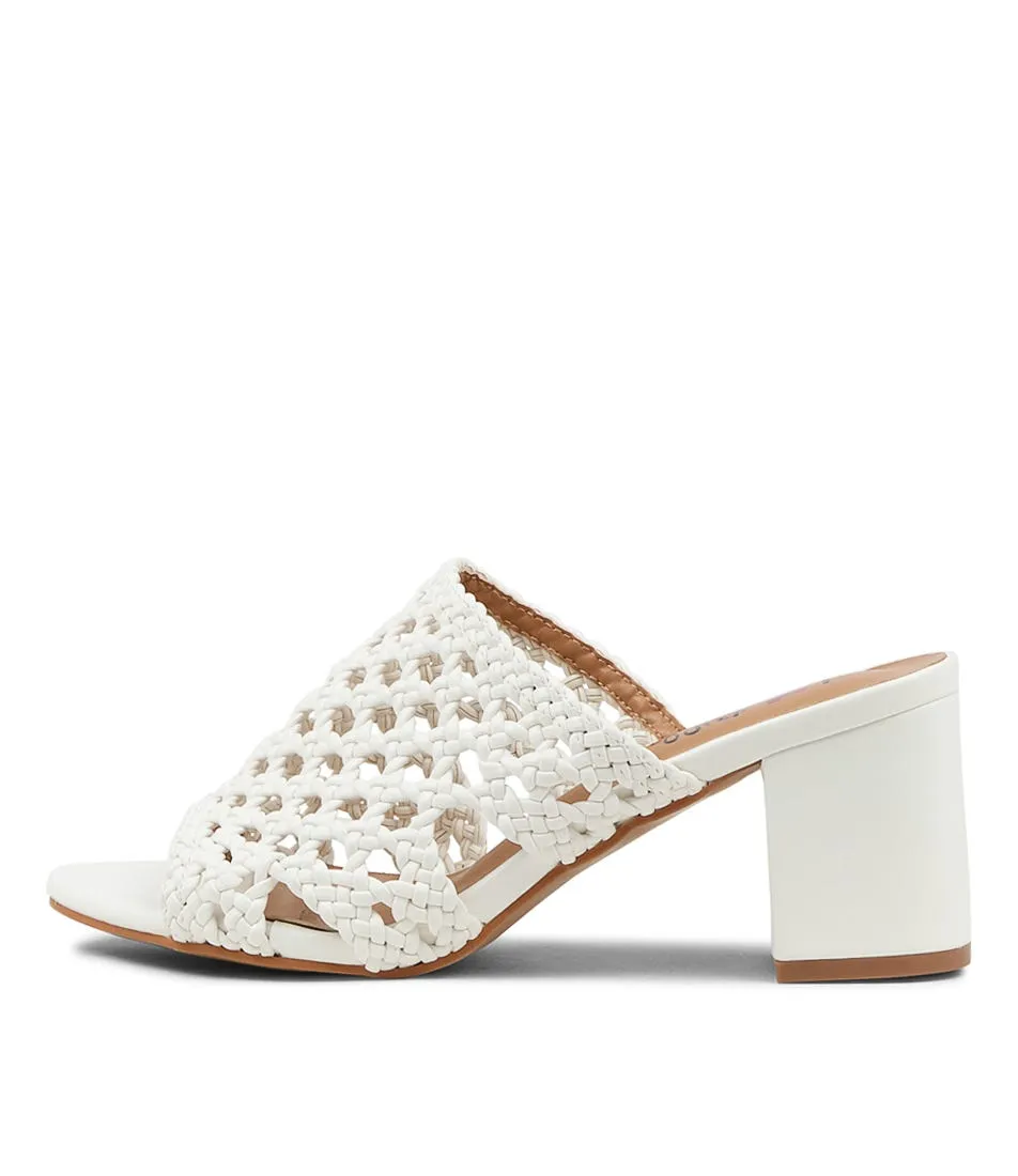 I LOVE BILLY Kariah White Sandals