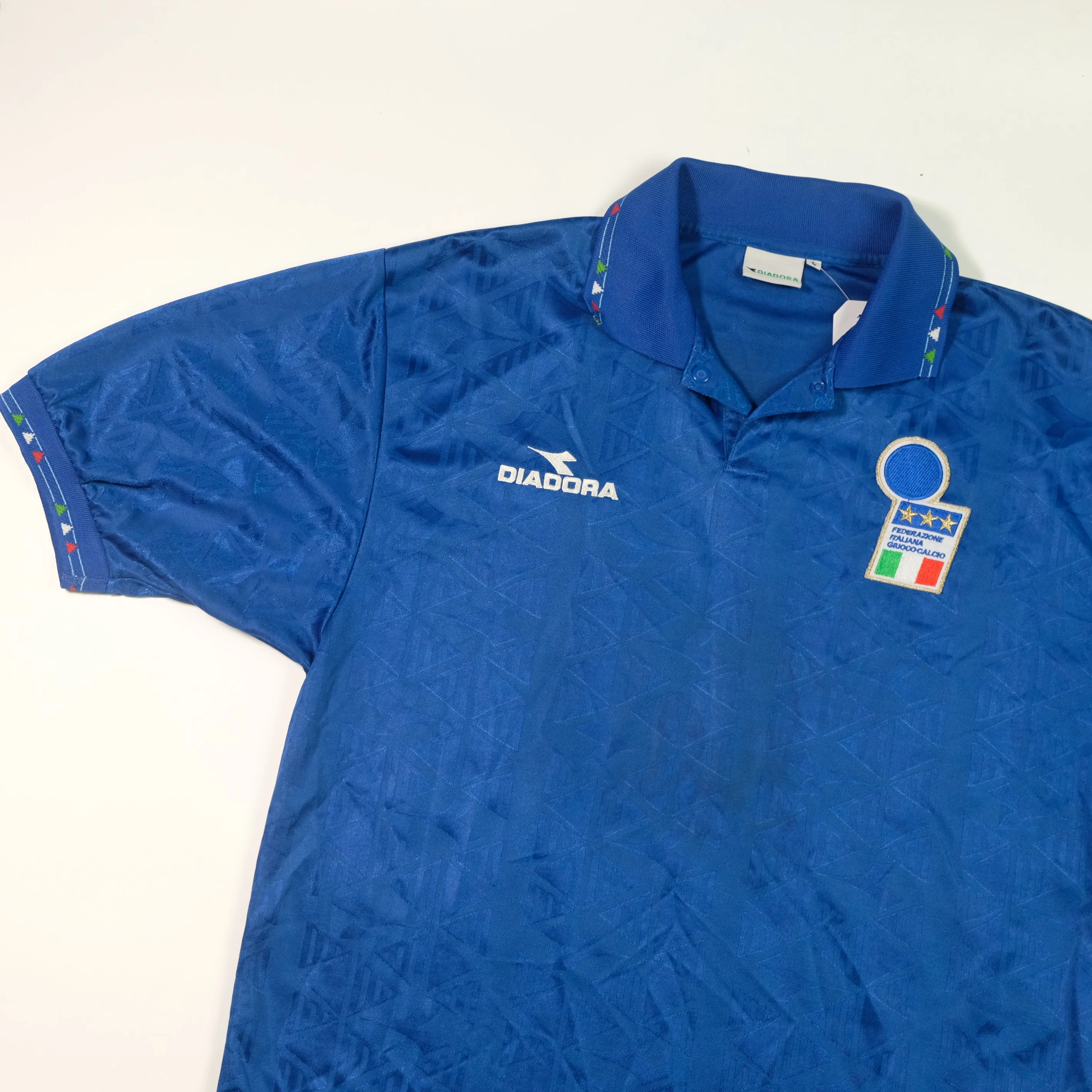 Italy 1994 Diadora Original Home Football Shirt Large