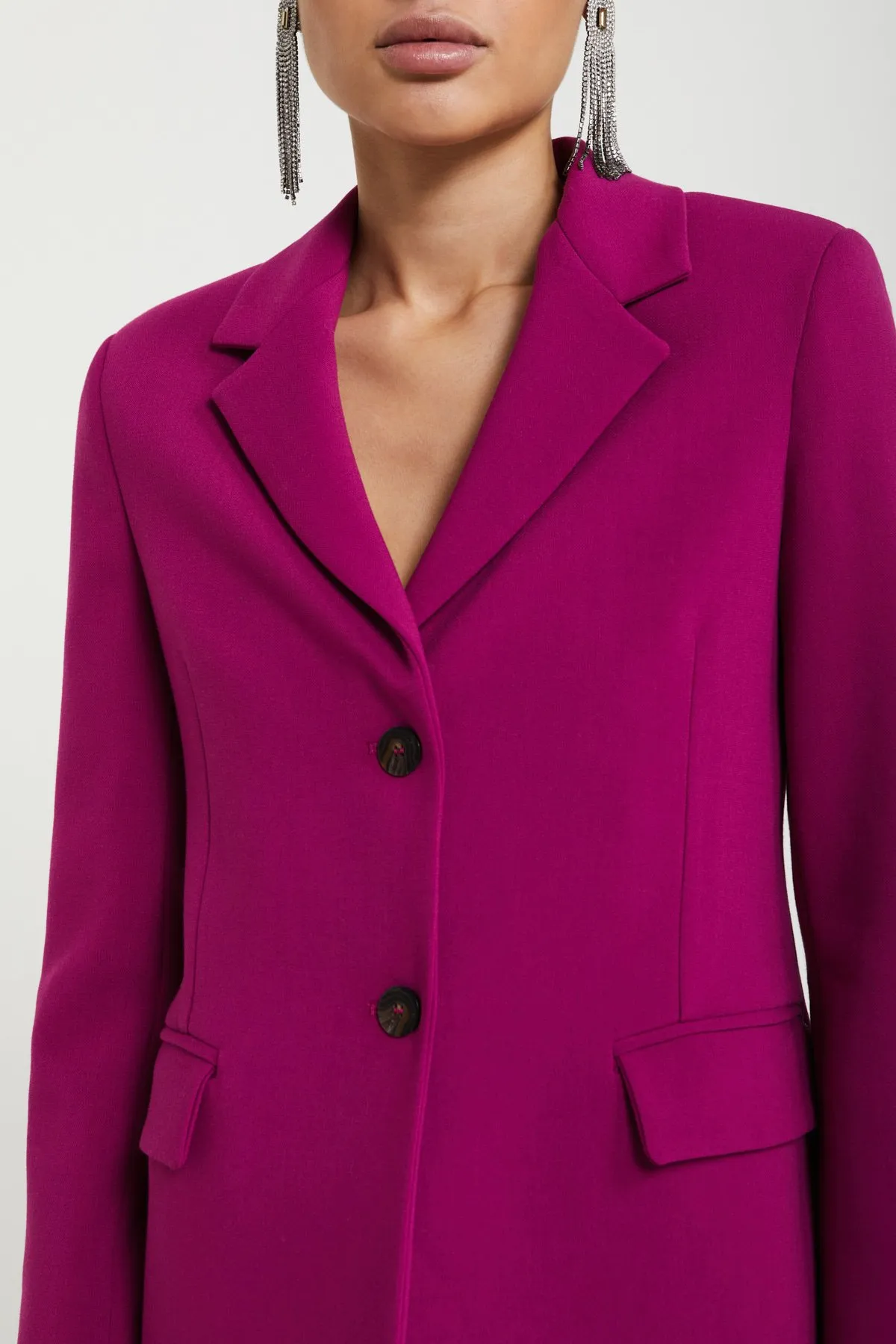 Jacket with 2 buttons