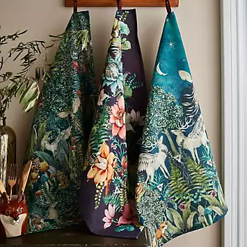 Joe Browns Set of 3 Fabulous Forest Tea Towels | Kaleidoscope