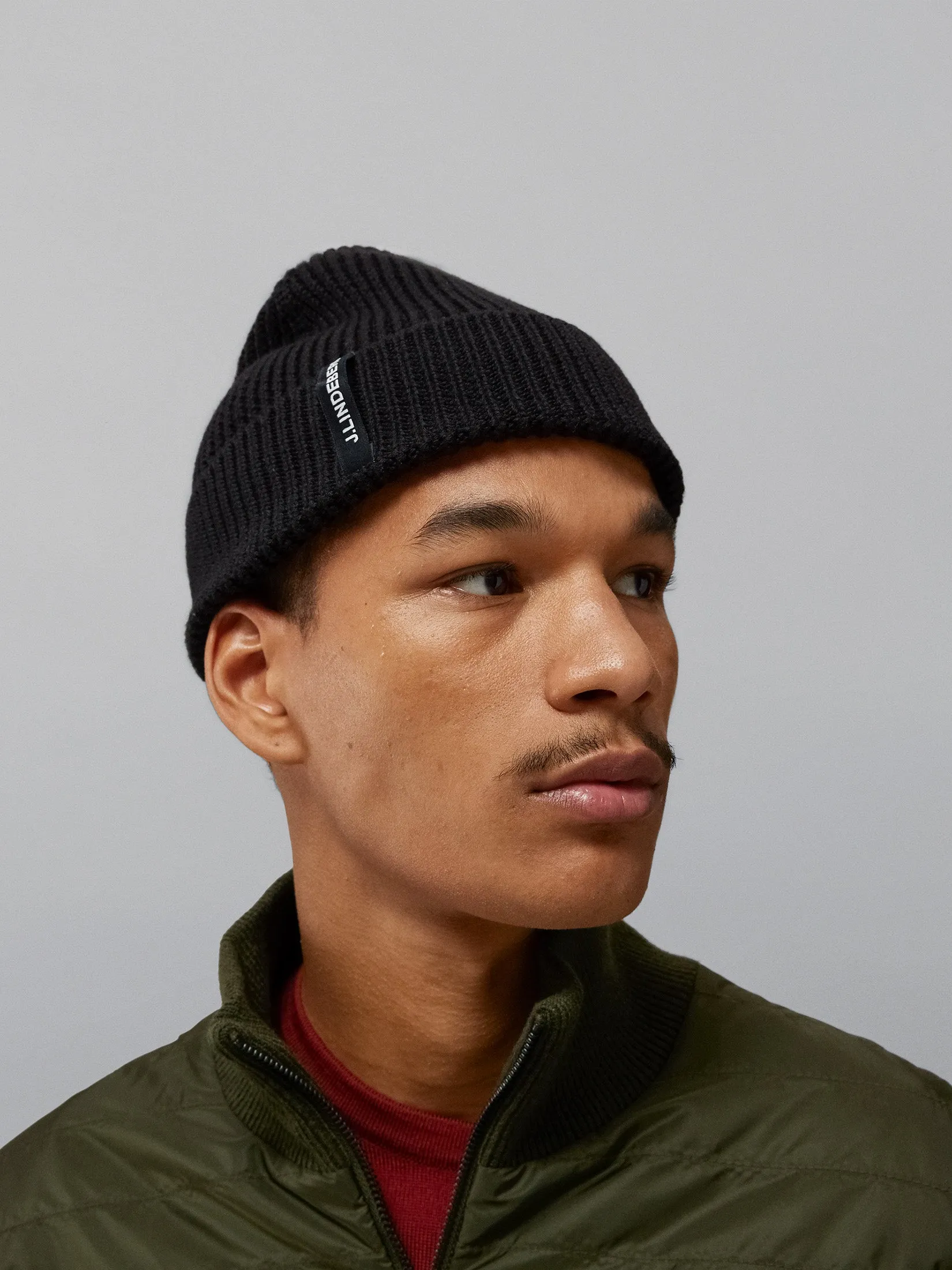 Juan Merino Beanie / Black