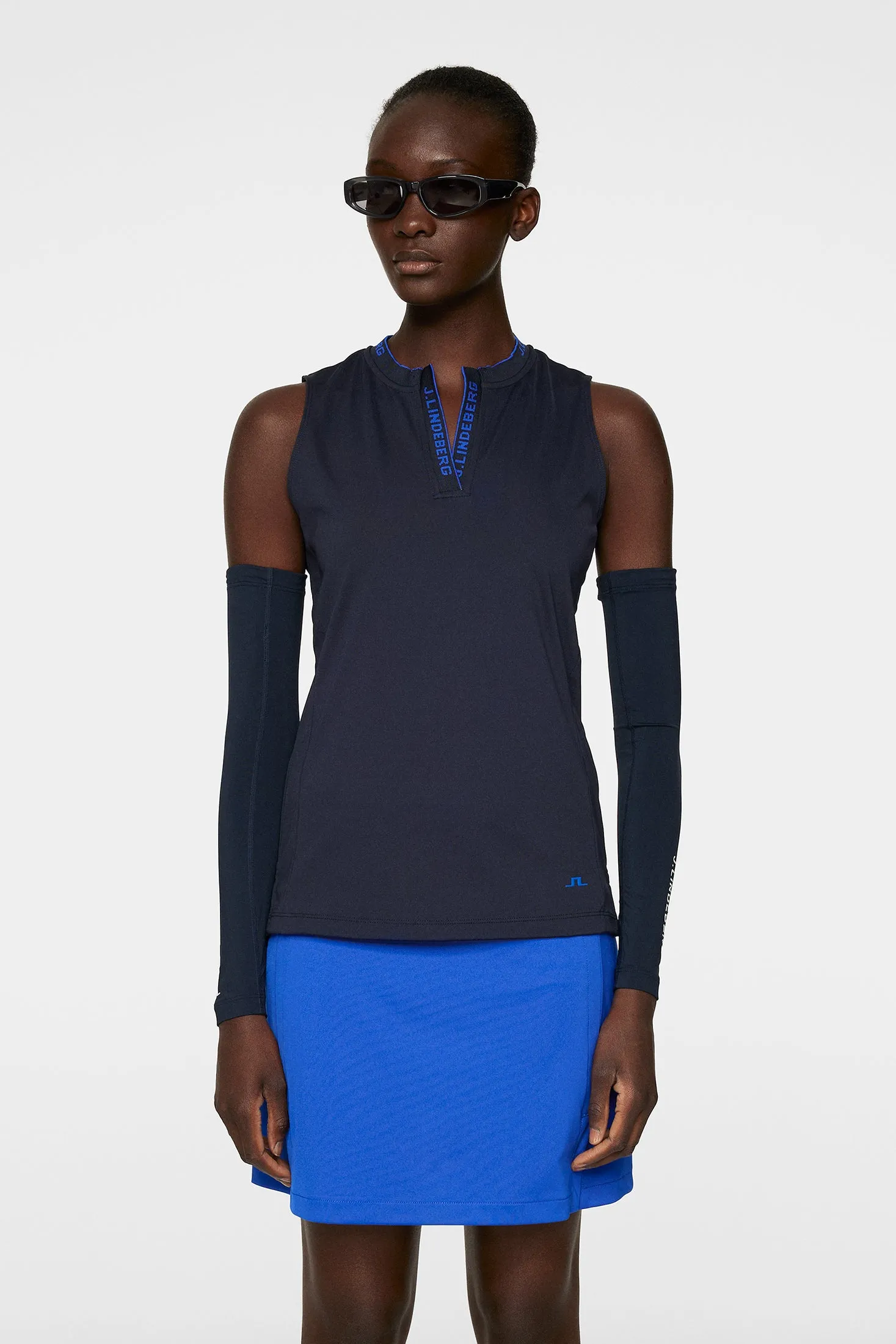 Leya Sleeveless Top / JL Navy