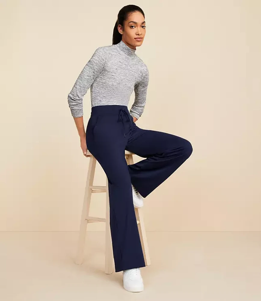 Lou & Grey Luvstretch Straight Leg Pants