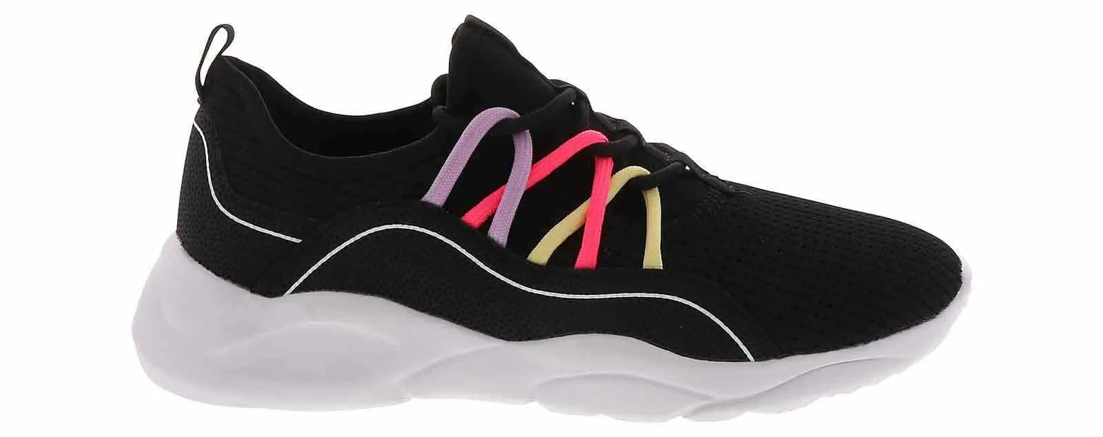 Mudd Refresh Bungee Women’s Running Shoe