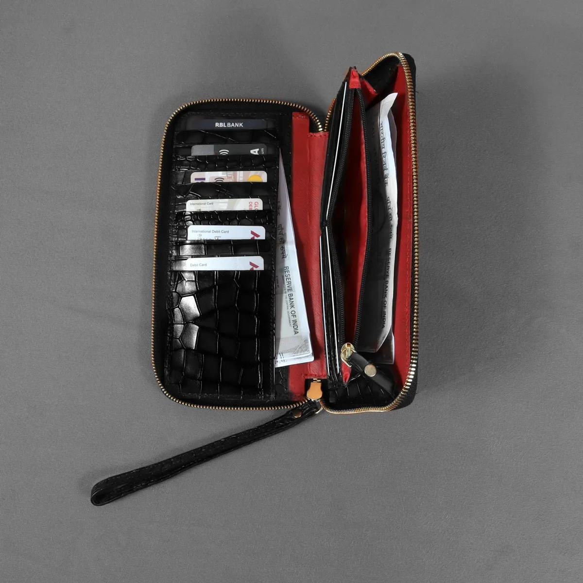 Multi-Utility Black Ladies Clutch/Wallet in Deep Cut Croco Textured Leather with Zipper Closure