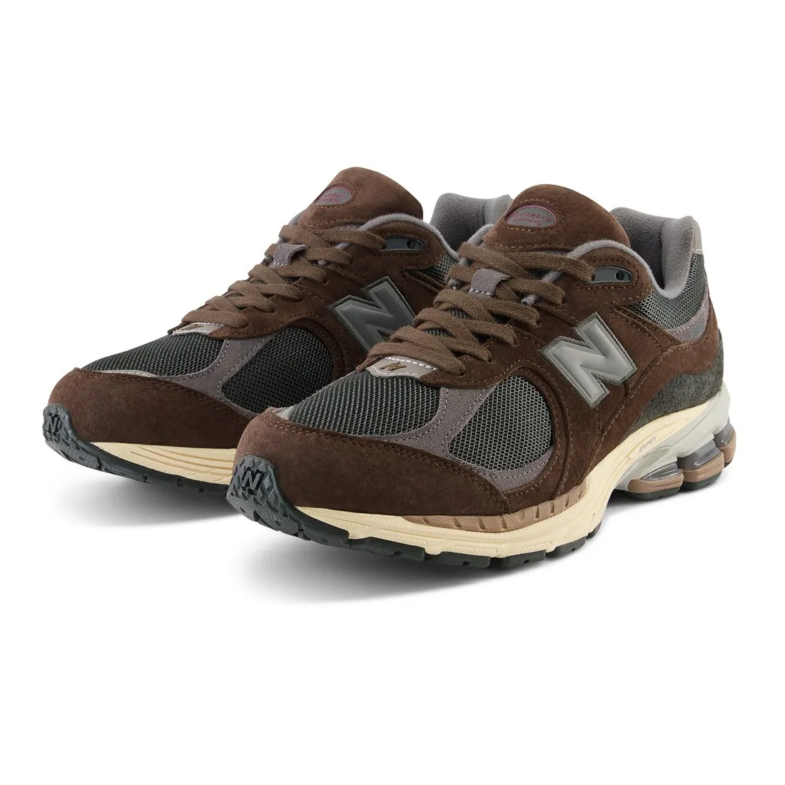 New Balance Men 2002R M2002RV1 M2002RLY (rich earth / blacktop / castlerock / classic crimson)