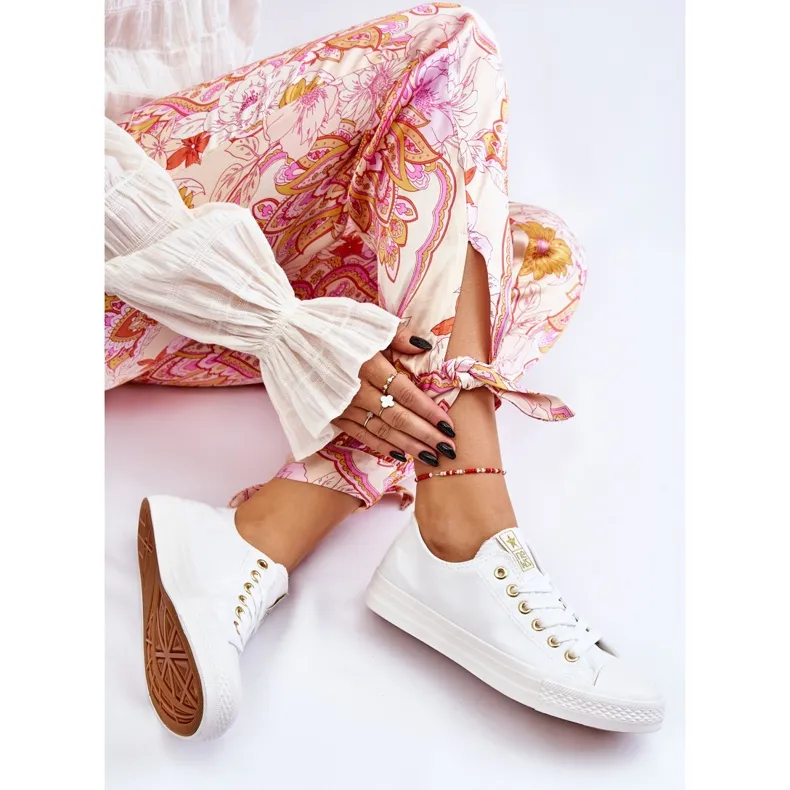 News Women's Classic Sneakers White and Gold Ecoma