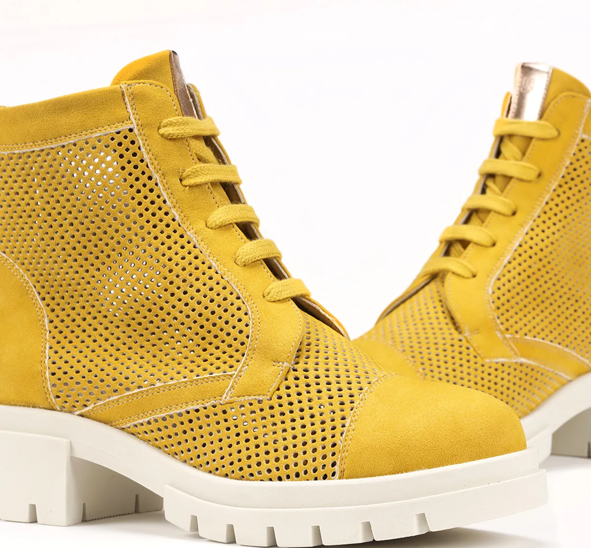 NIDUS D8734 Yellow Ankle Boot