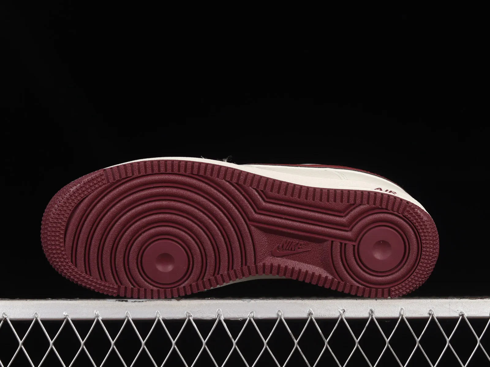 Nike Air Force 1 07 Low Beige White Dark Red GL6835-005
