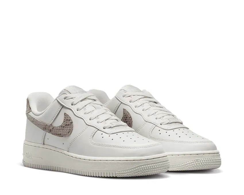 Nike Air Force 1 '07