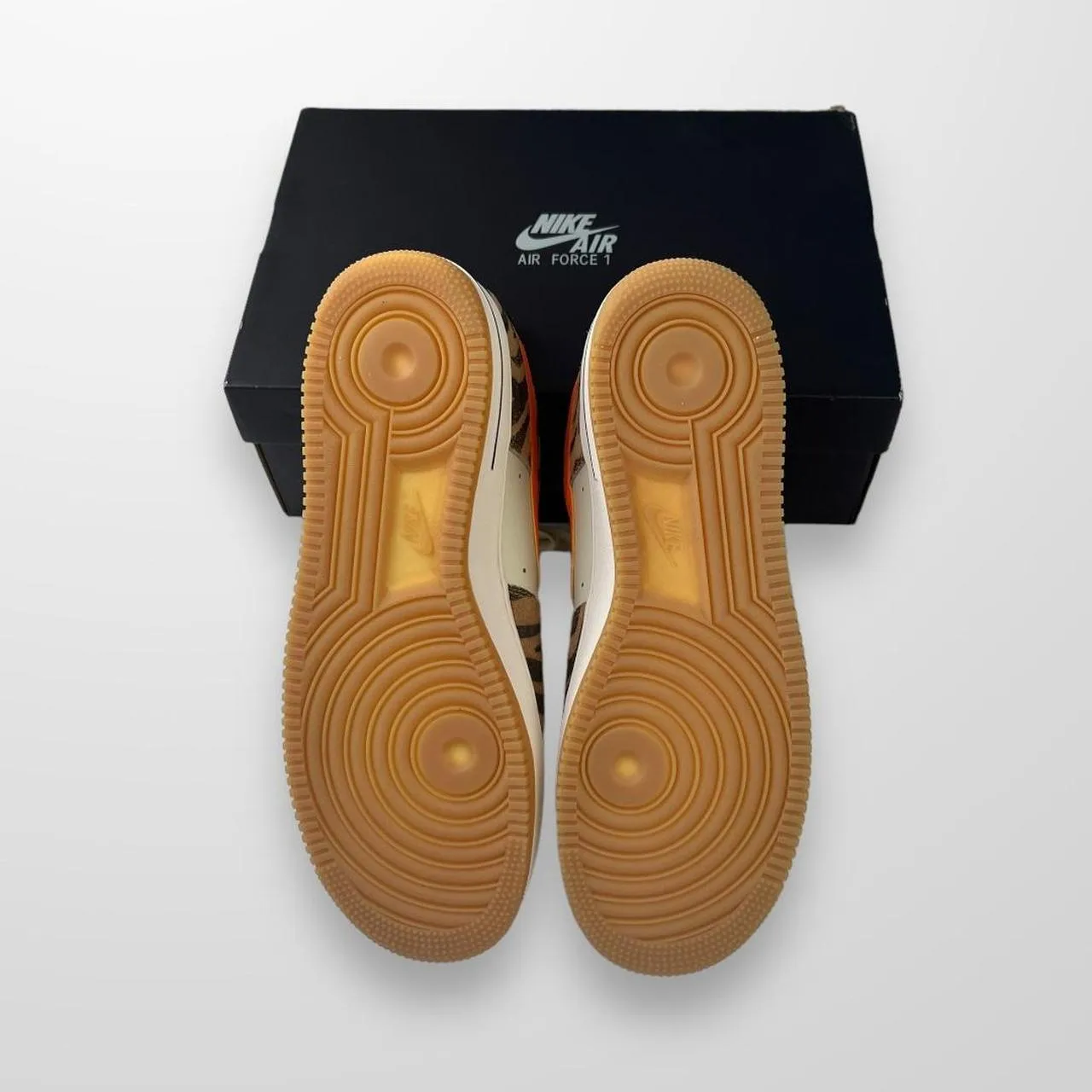 Nike Air Force 1 '07 PRM Low Trainers In Daktari
