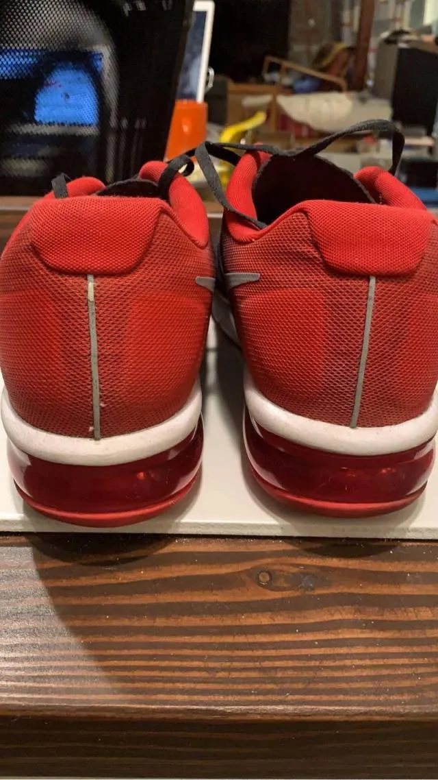 Nike Air Max Sequent "Black University Red"